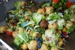 Fruit and vegetable waste that is converted into biogas using a high-load fermentation process developed at the Fraunhofer IGB. A biogas reactor developed at the Fraunhofer IGB was used to convert wholesale store waste into biogas.